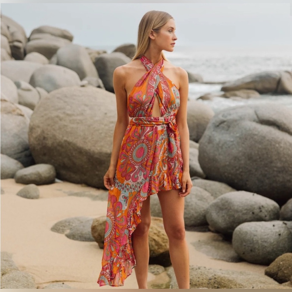 NWT SUNDRESS
Amina Midi Dress in Havana Framboise
Color: Havana Framboise